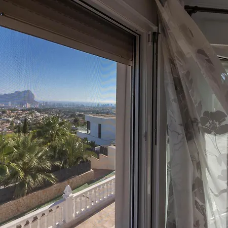 Azafran By Abahana *