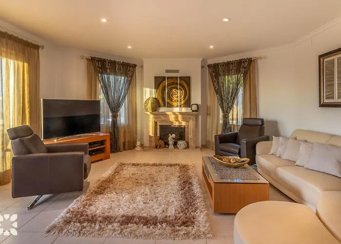 Azafran By Abahana * Ifach