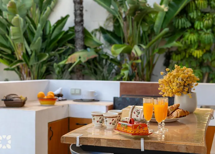 Azafran By Abahana Ifach